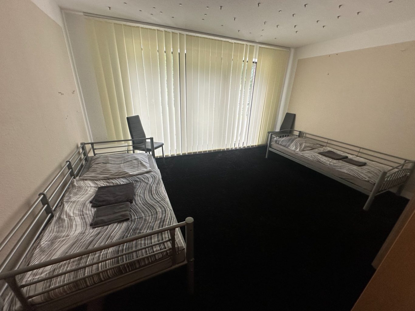 2-Bett-Zimmer Souterrain